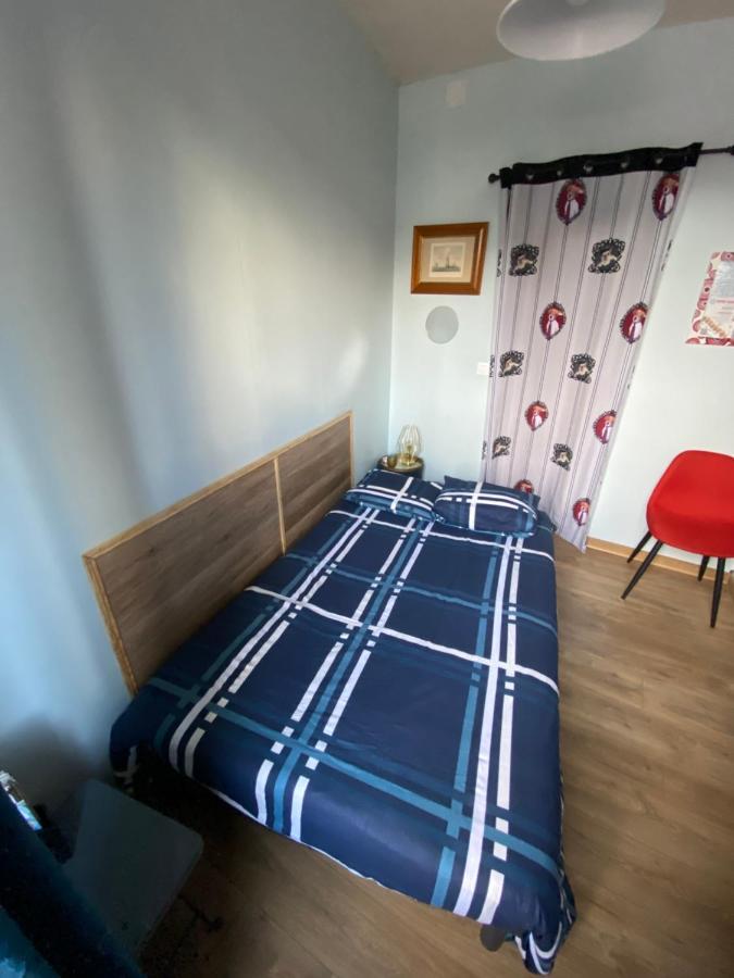 Sympathique Logement En Rez-De-Chausse, De 21M 2 Бове Екстериор снимка