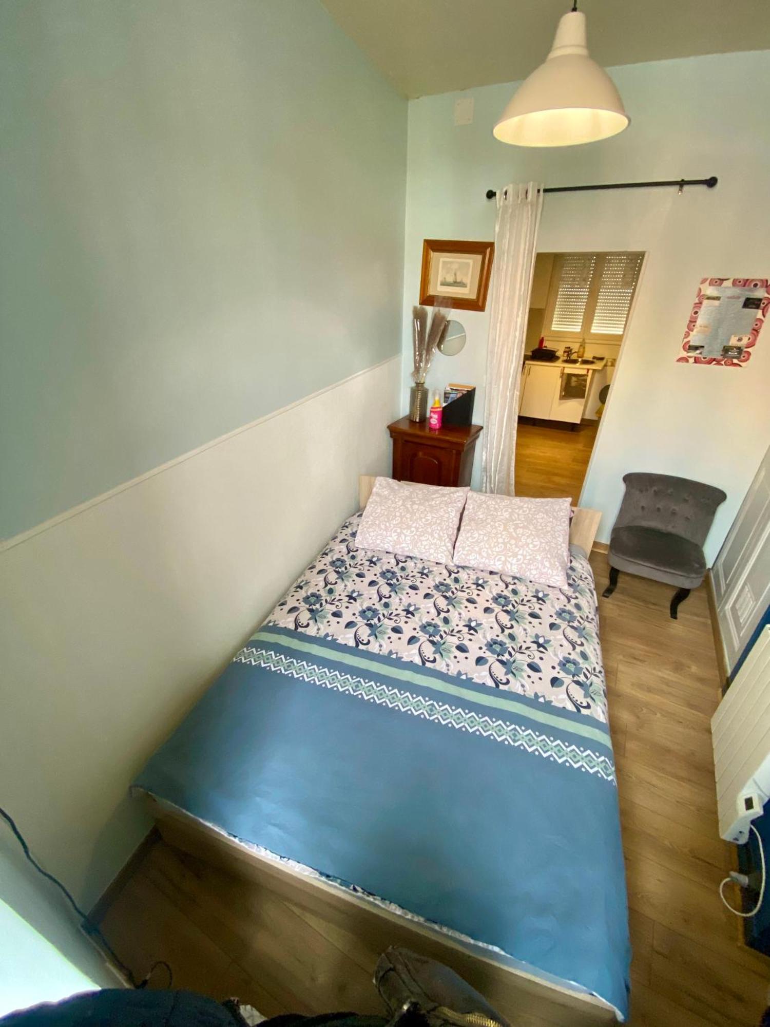 Sympathique Logement En Rez-De-Chausse, De 21M 2 Бове Екстериор снимка